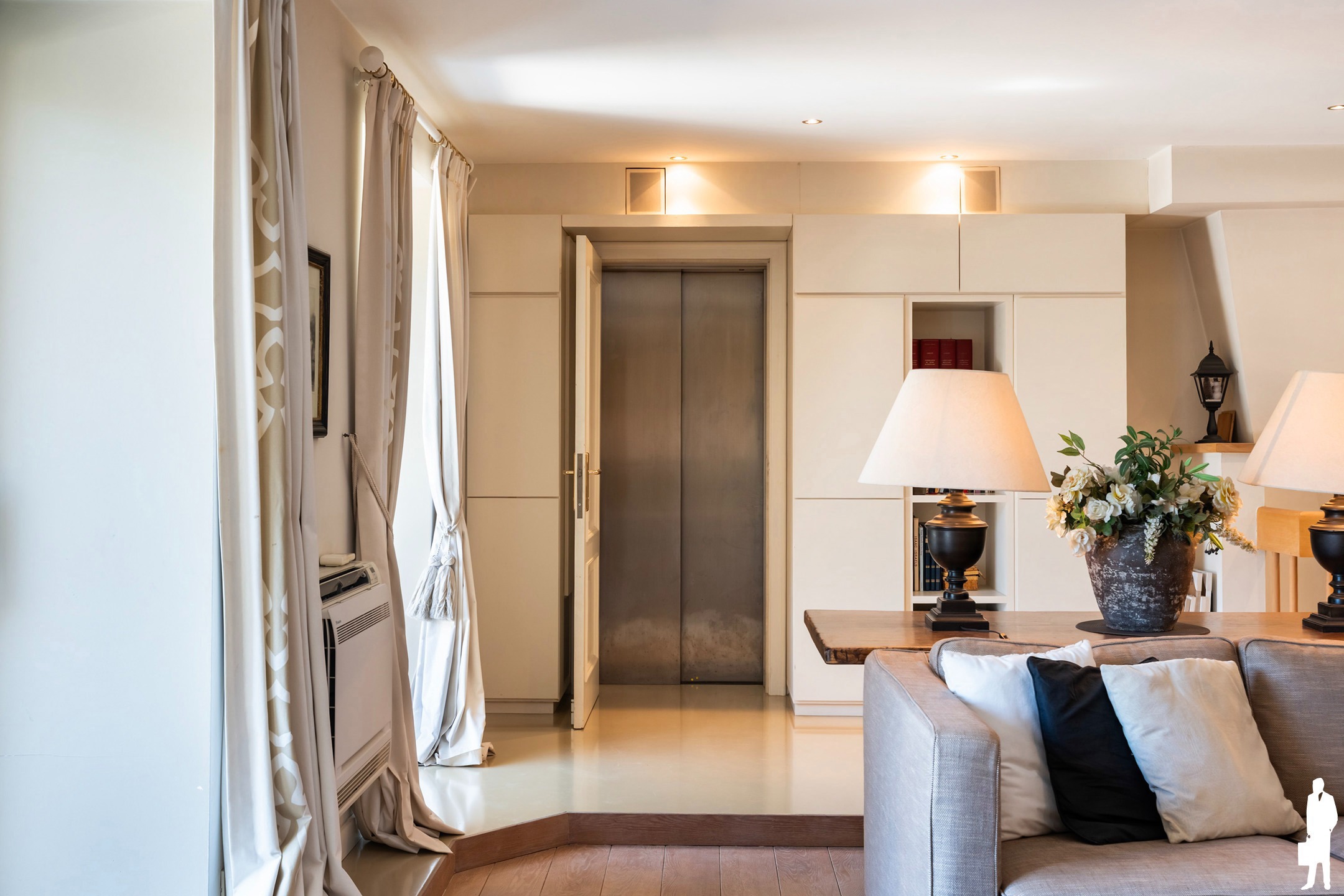 Exclusieve duplex-penthouse van ca. 213 m² in kasteel Blauwhof met 2 terrassen, lift en garagebox - foto 4