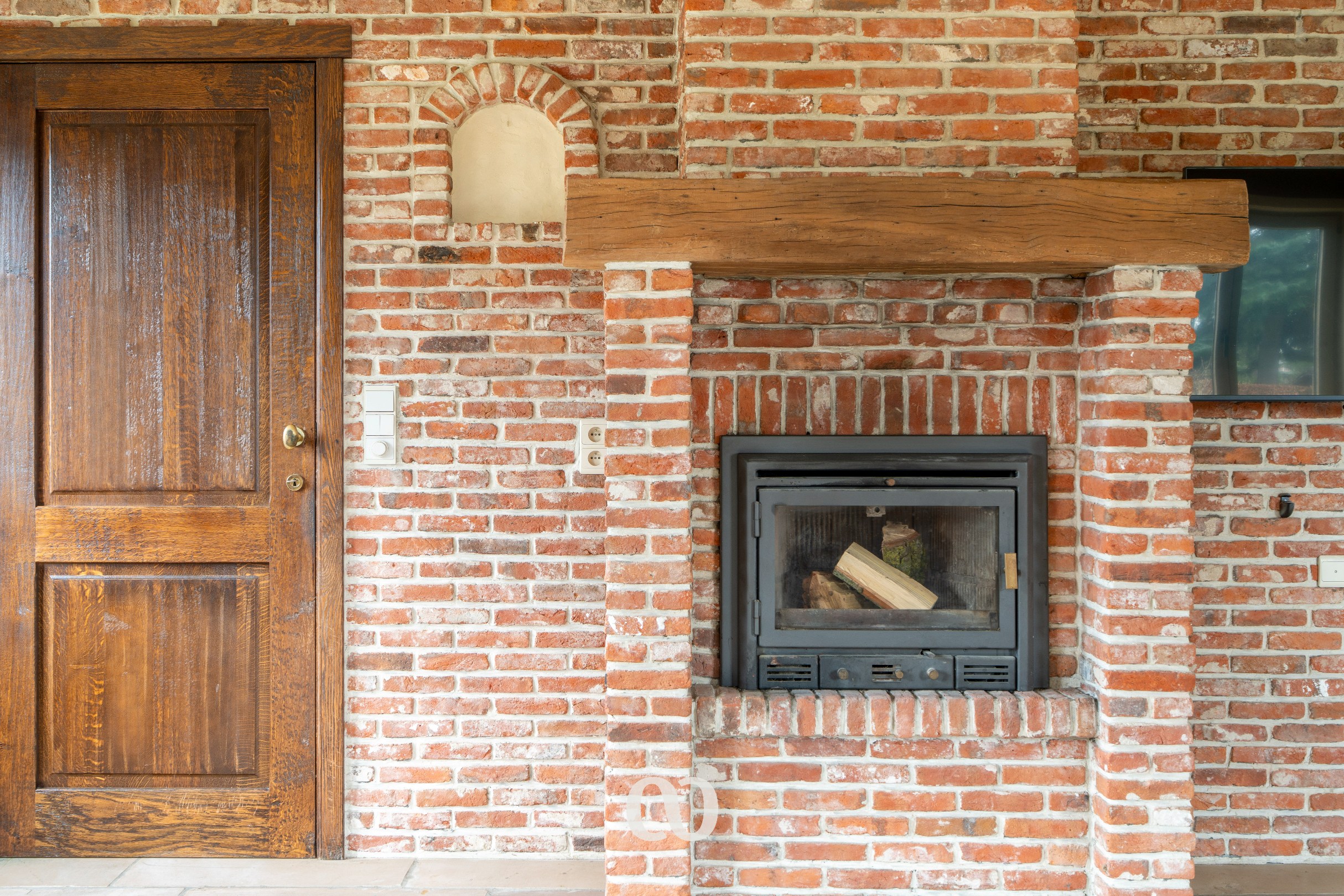 Karaktervolle en ruime woning met 3 slaapkamers en garage nabij het centrum van Oudenaarde - foto 5