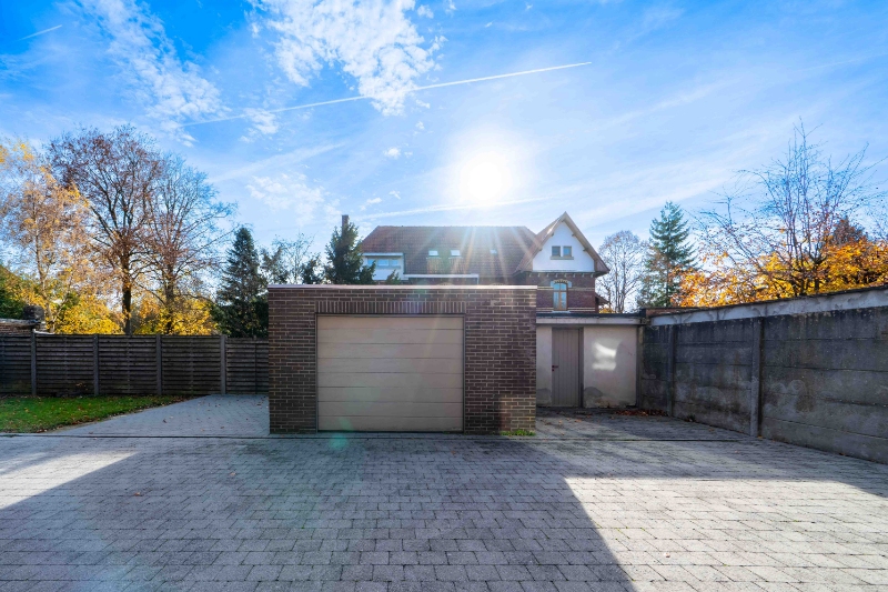 Maison à vendre à Genk avec 5 chambres - photo 3