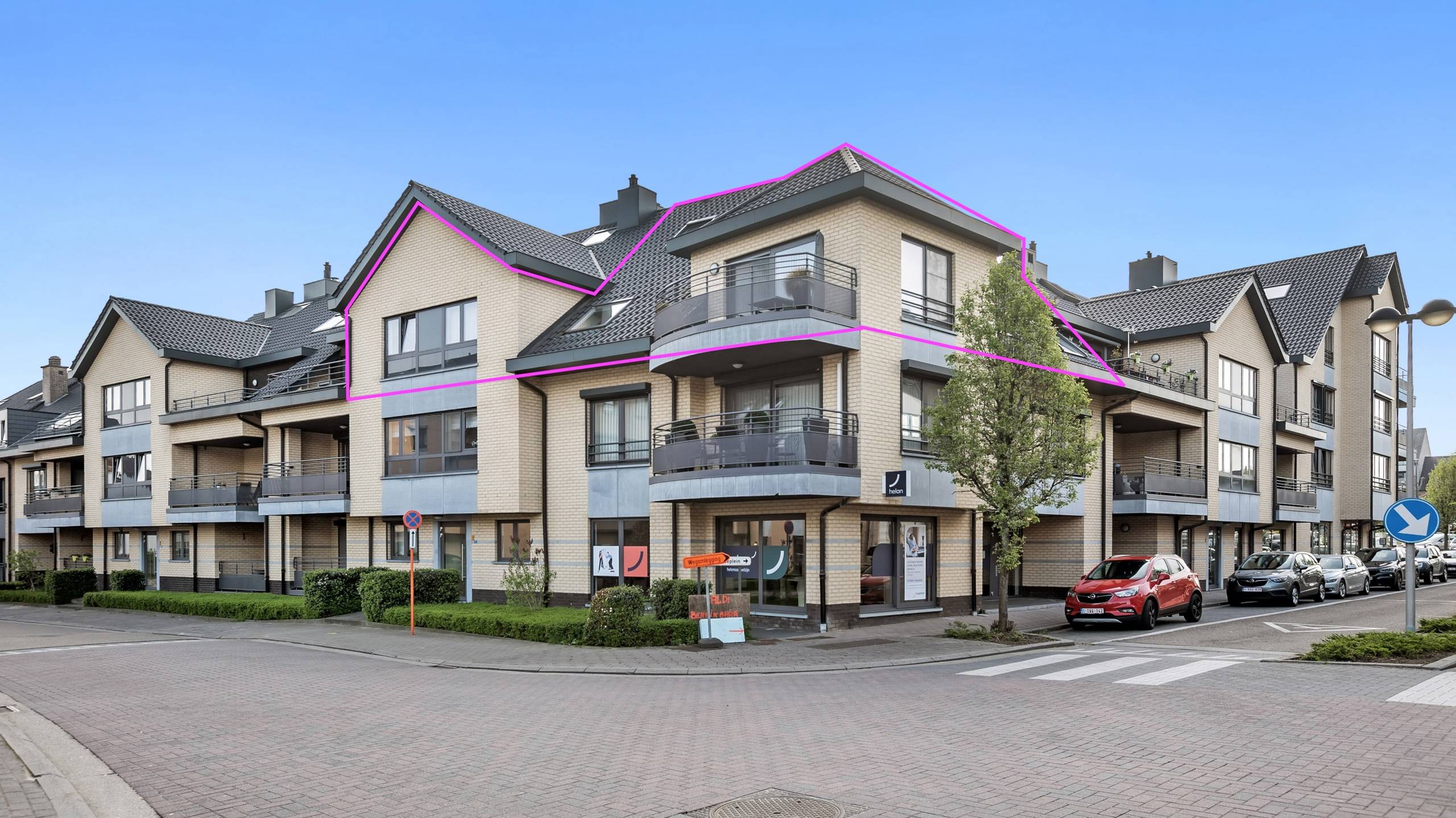 Apartment for sale in Lanaken with 4 bedrooms - photo 1