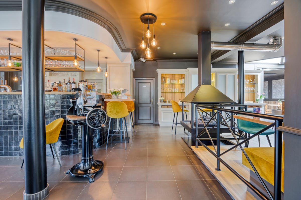 Propriété commerciale unique avec restaurant dans un cadre magnifique à vendre à Kapelle Op Den Bos - photo 4
