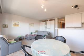 Vous recherchez un studio où luminosité et espace se conjuguent parfaitement ? Alors vous êtes à la bonne adresse !Ce studio bénéficie avant tout...