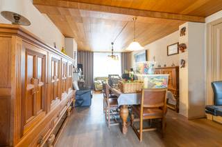  * Duplex appartement met 4 slaapkamers * Ideaal geschikt als investering of vaste woonverblijfplaats * Mooi terras aanwezig * geen lift dus lage...