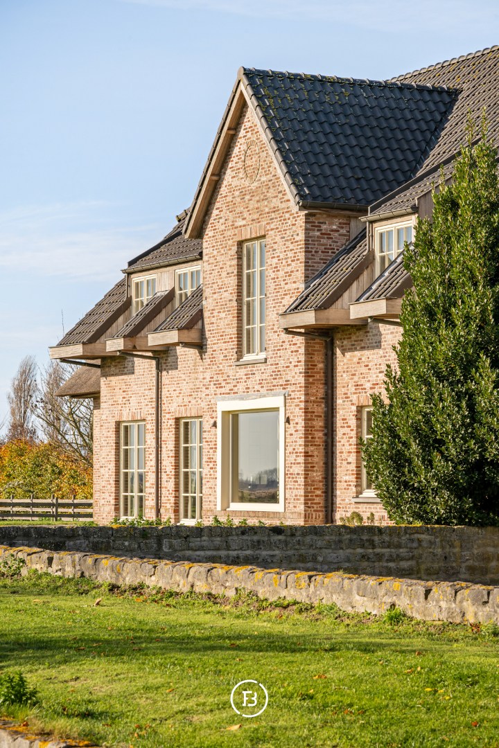 Landhuis met paardenfaciliteiten - foto 3