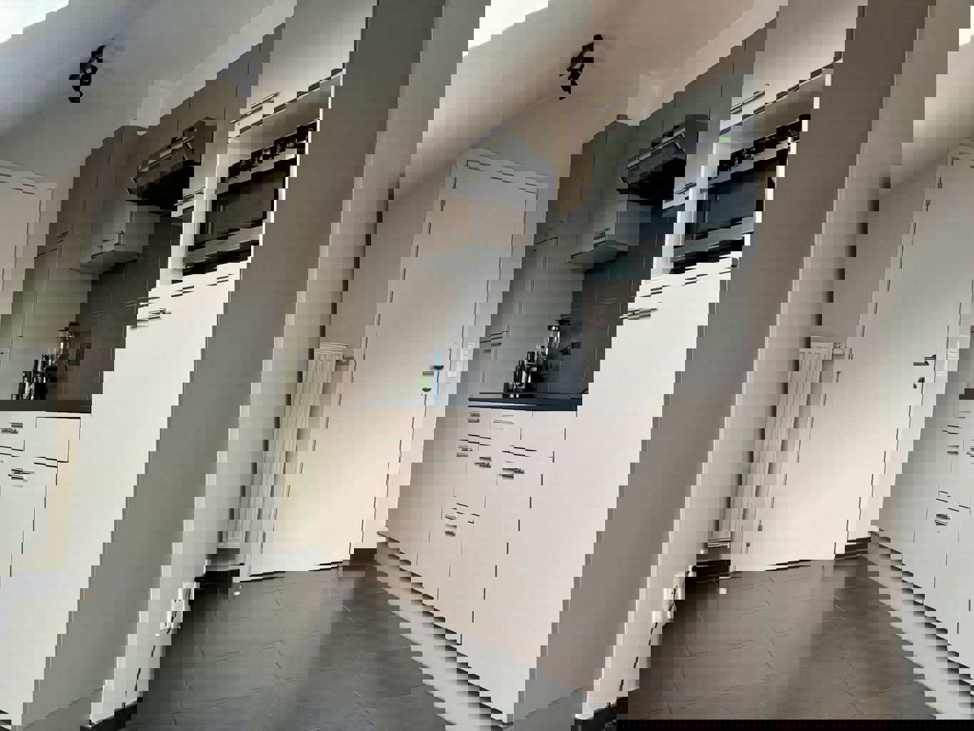 Ruim tweeslaapkamer appartement  met een vlotte verbinding naar het centrum van Mol.  - foto 3