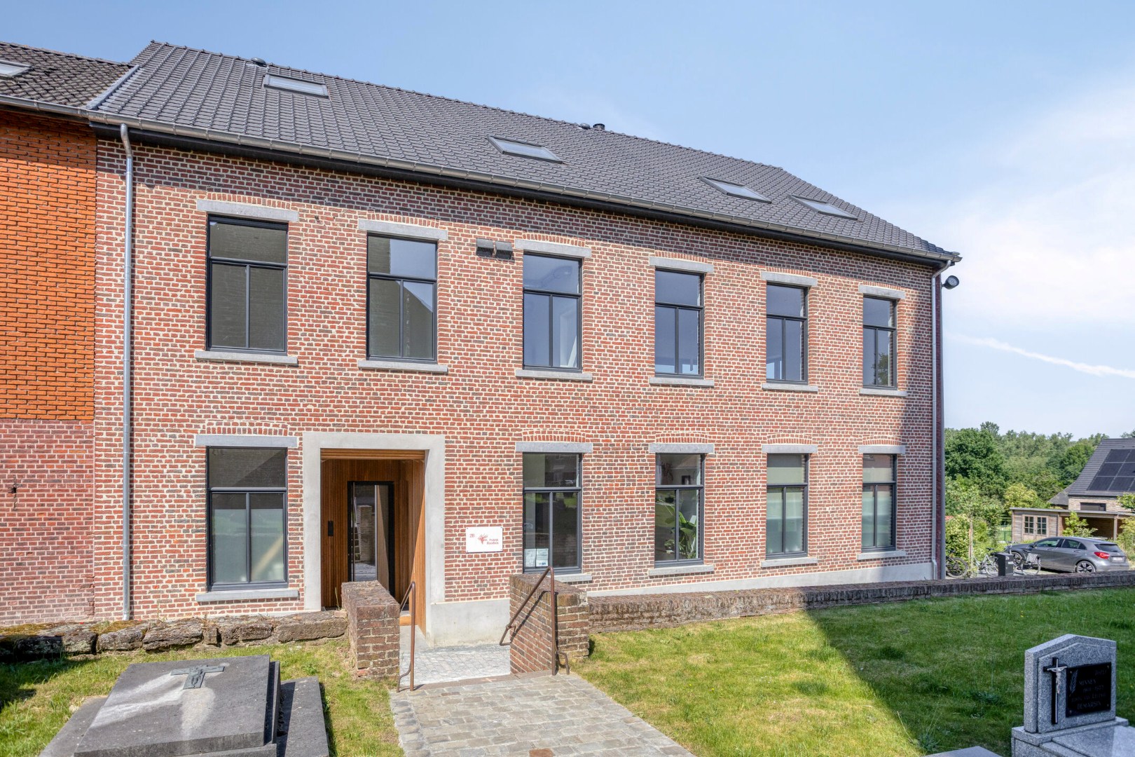 Gerenoveerd ruim en lichtrijk appartement met 2 slaapkamers - EPC 72Kwh/m² - foto 1