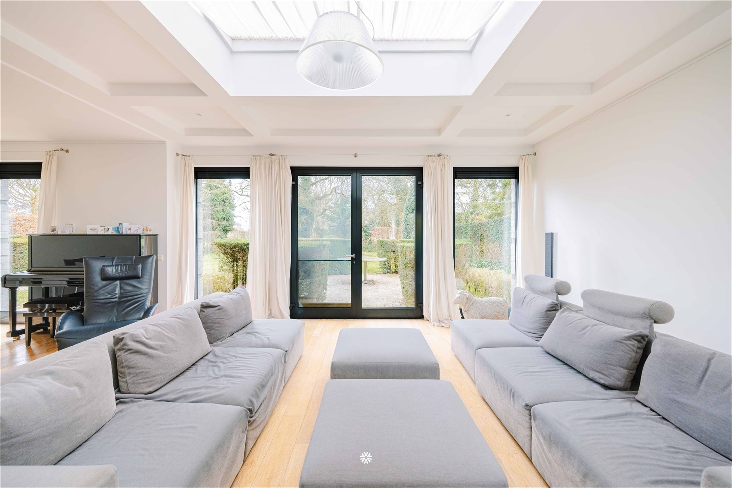 Ruime villa met tal van mogelijkheden nabij centrum Sint-Niklaas - foto 3