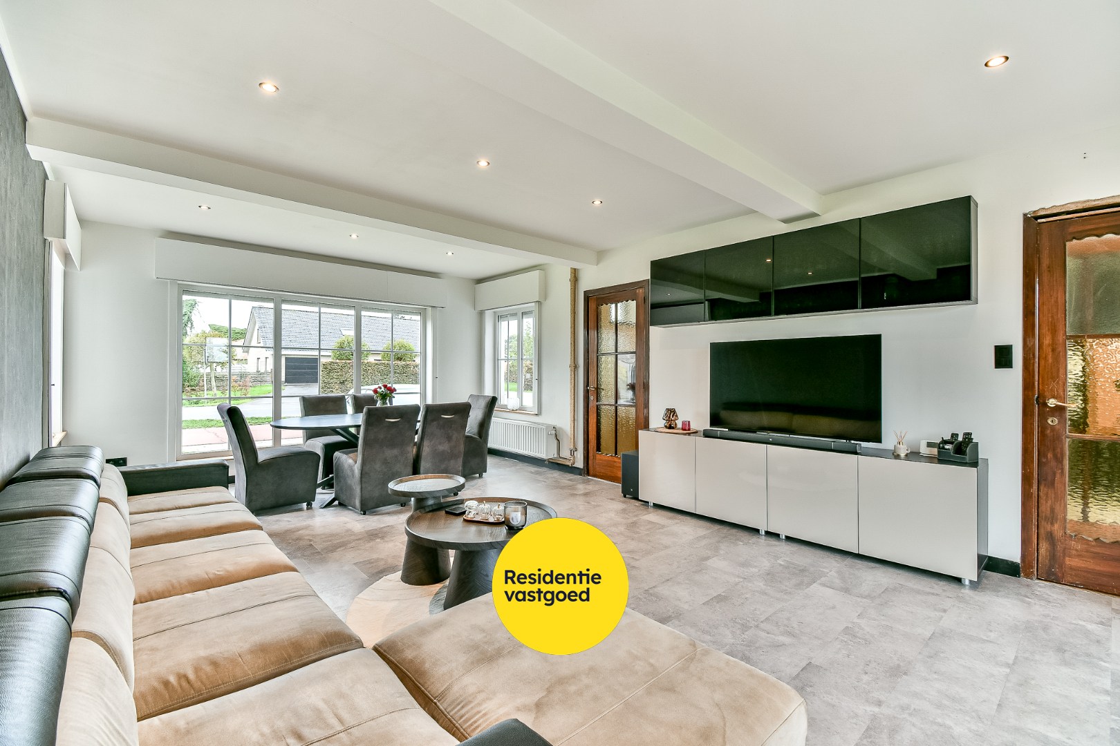 Vlot bereikbare villa met 4 slaapkamers - foto 4