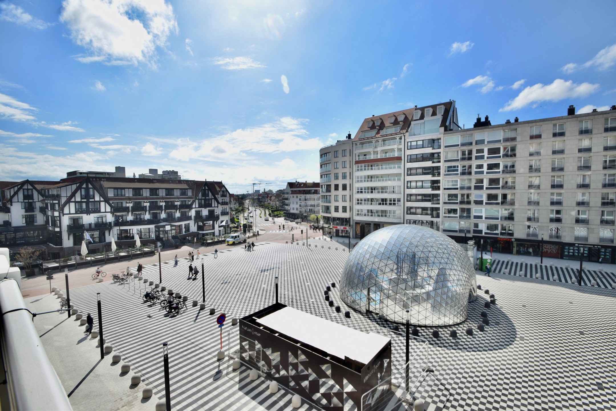 Ruime garagebox te koop heel goed gelegen onder het Albertplein. - foto 4