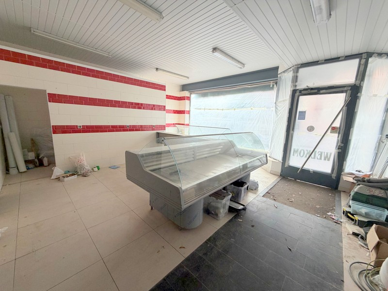 HANDELSRUIMTE VAN ONGeVEER 170 M2 - photo 4