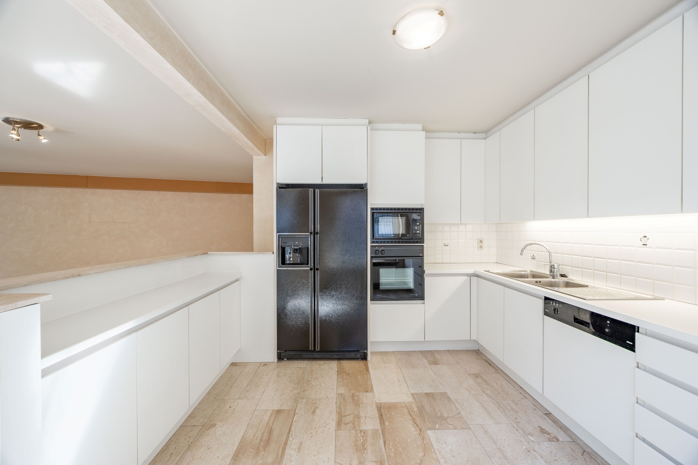 Apartment for sale in Kortrijk with 3 bedrooms - photo 4