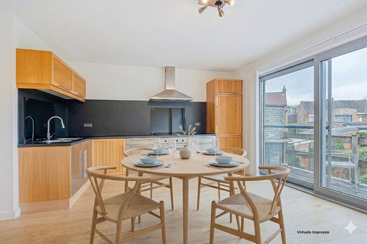Instapklare bel-etage met 3 slaapkamers en zonnige tuin in hartje Eeklo - foto 5