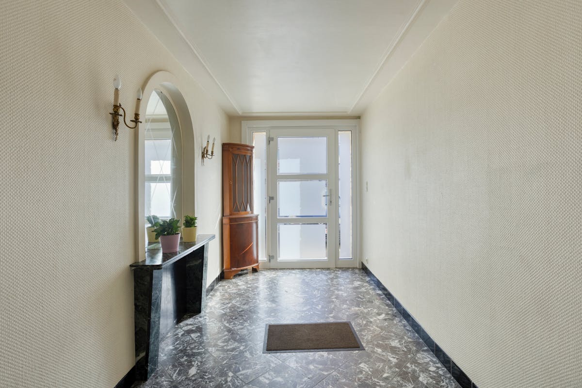 Ruime Woning ingedeeld als drie appartementen in Strombeek-Bever - foto 5