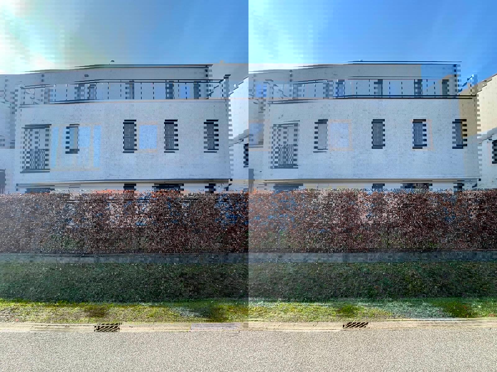 Trendy  energiezuinig appartement met tuin - foto 2