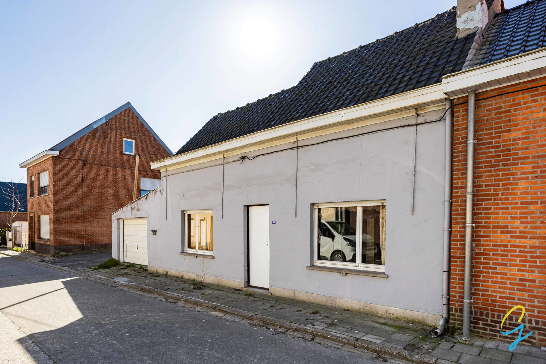 Te renoveren HOB of mogelijkheid tot 2 woningen in het centrum van Berlare - foto 2