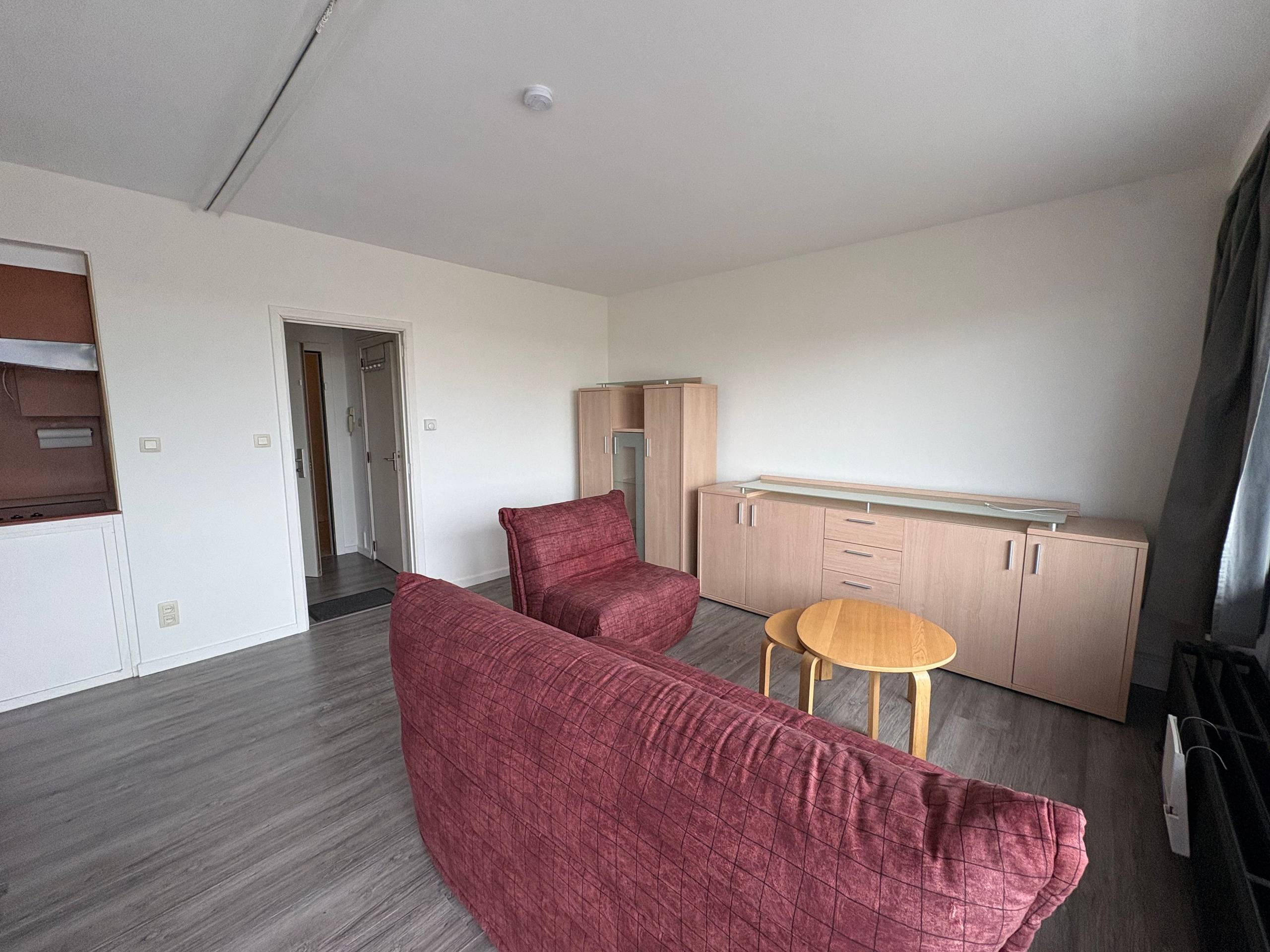 Knusse studio met leuk terras en inpandige garage te huur te Parklaan Westende! - foto 4