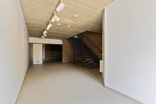 Mooie kantoorruimte bestaande uit 2 afzonderlijke burelen.<br />Het gebouw is gelegen op het industriepark in Herentals in een groene omgeving.<br />Voor meer inlichtingen kan u contact opnemen met Stef Proost Immobiliën te Geel op 014/59.10.20 of via info@stefproost.be.