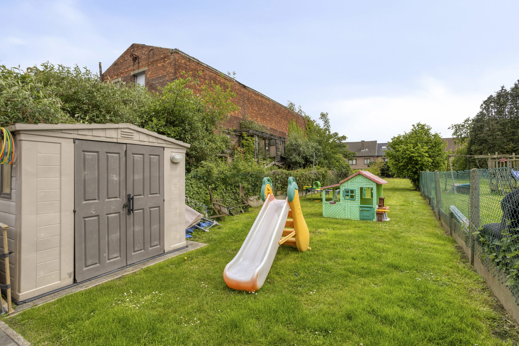 Goed gelegen woning met 3 slaapkamers, bureau en tuin - foto 5