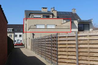 Op zoek naar een charmant appartement op een rustige, maar centrale ligging?Dit lichtrijke appartement op de eerste verdieping in Nieuwmoer biedt het...