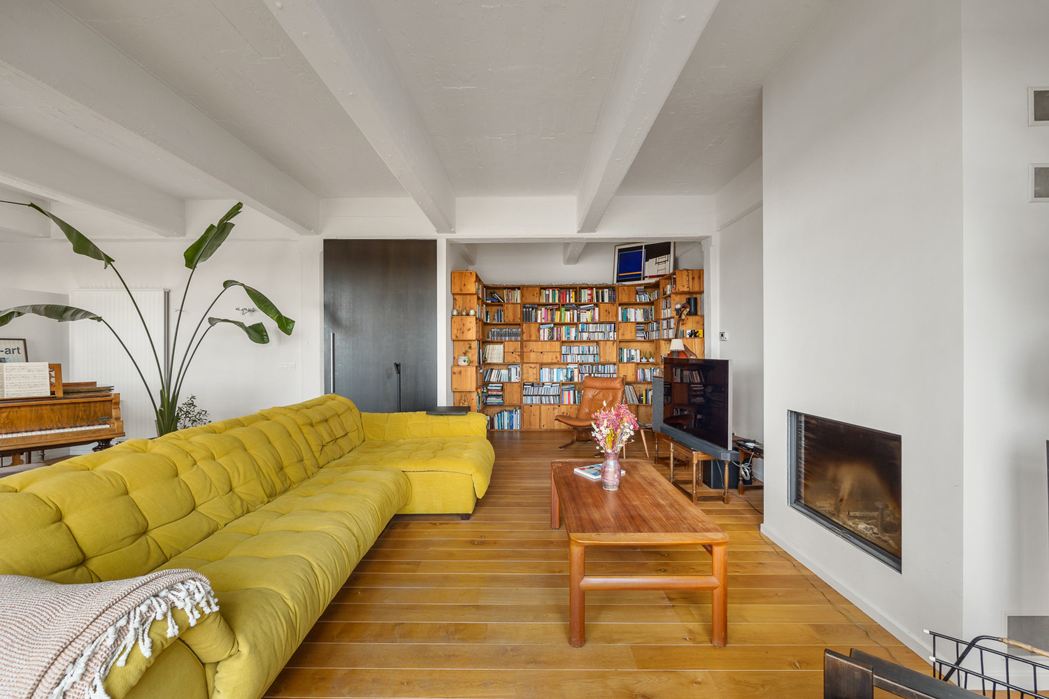 Een woning in de lucht: 'Uitzonderlijke loft 200m² + aangelegde daktuin, terras en 2 optionele garages in rustig, groen woonerf op de grens Borgerhout/Antwerpen' - foto 5