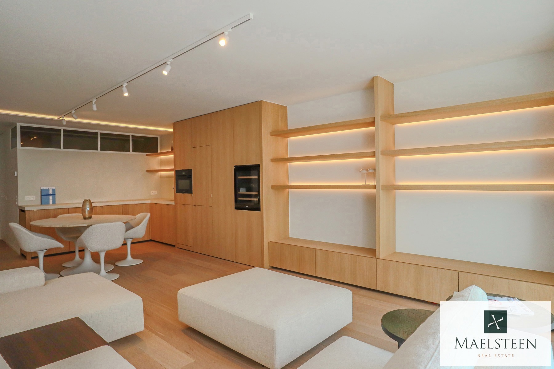 Apartment for sale in Knokke-Heist with 2 bedrooms - photo 2