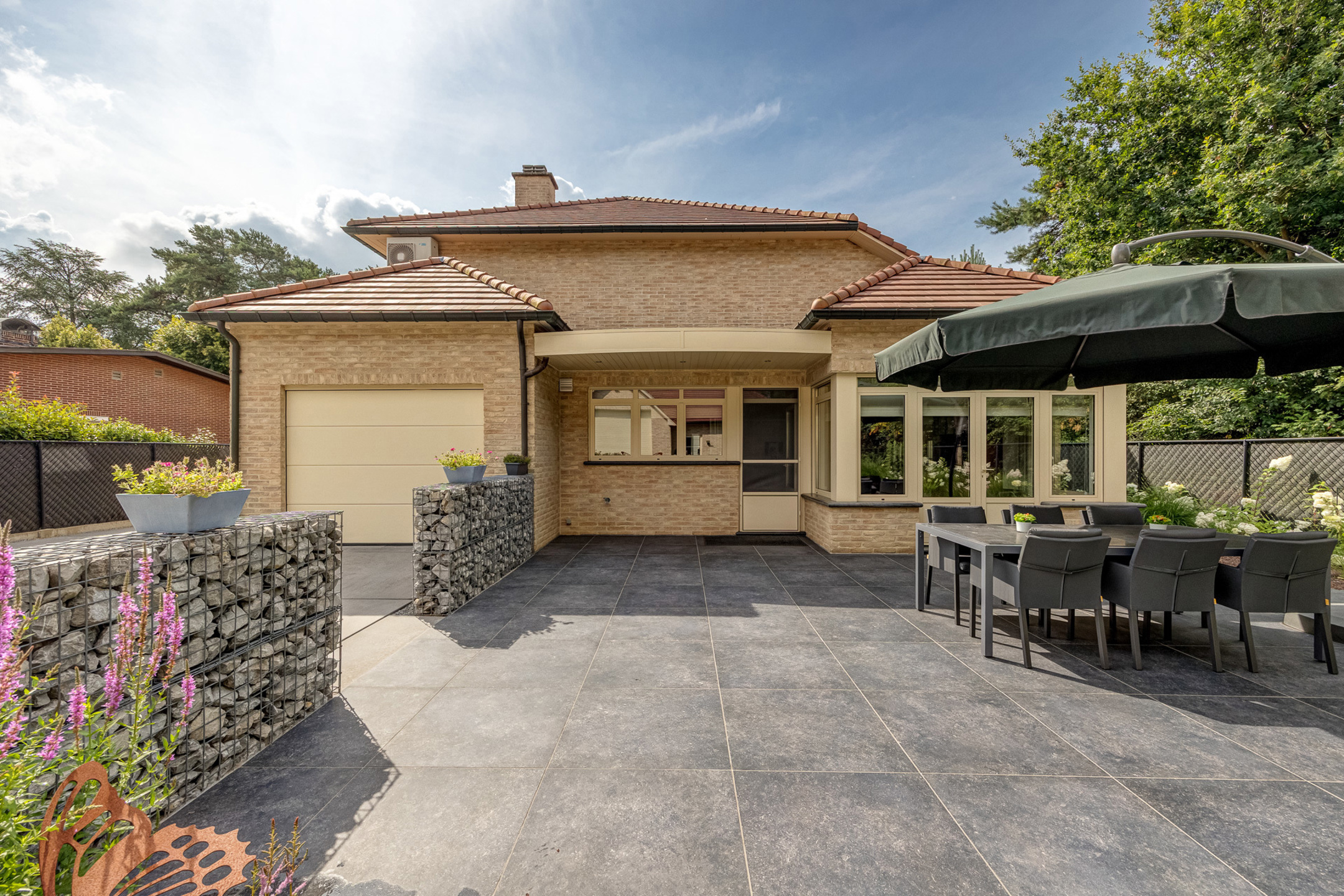 House for sale in Mol with 5 bedrooms - photo 1