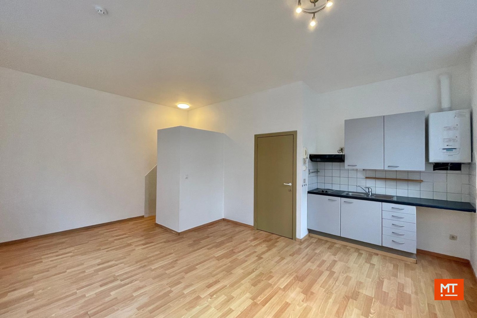 Gelijkvloerse studio te huur - foto 5