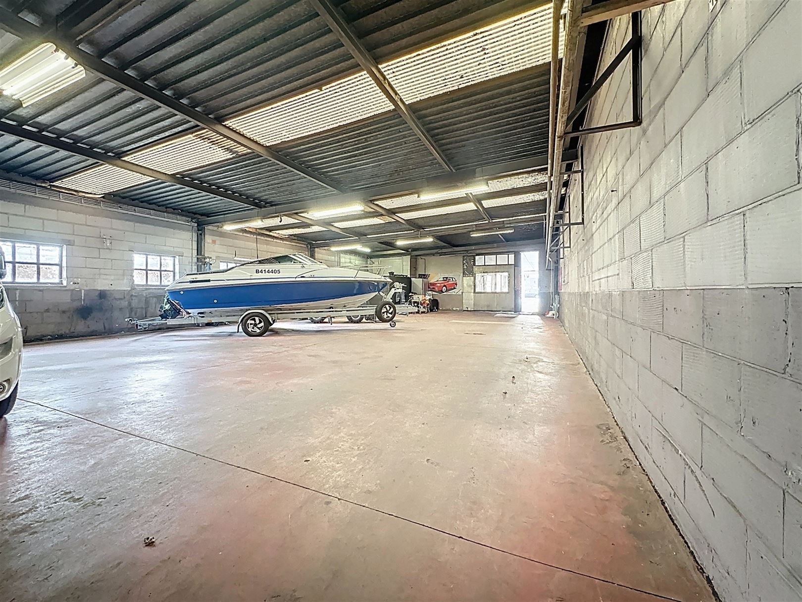 Magazijn/Atelier gelegen te Wuustwezel  - foto 4