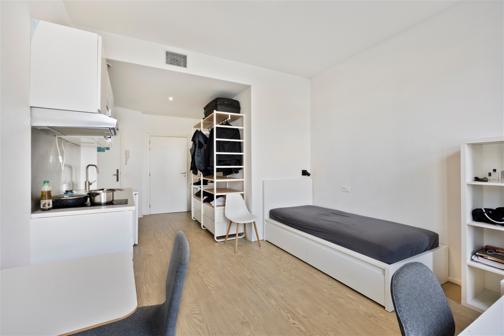 Flat te koop op uitstekende locatie. - foto 3