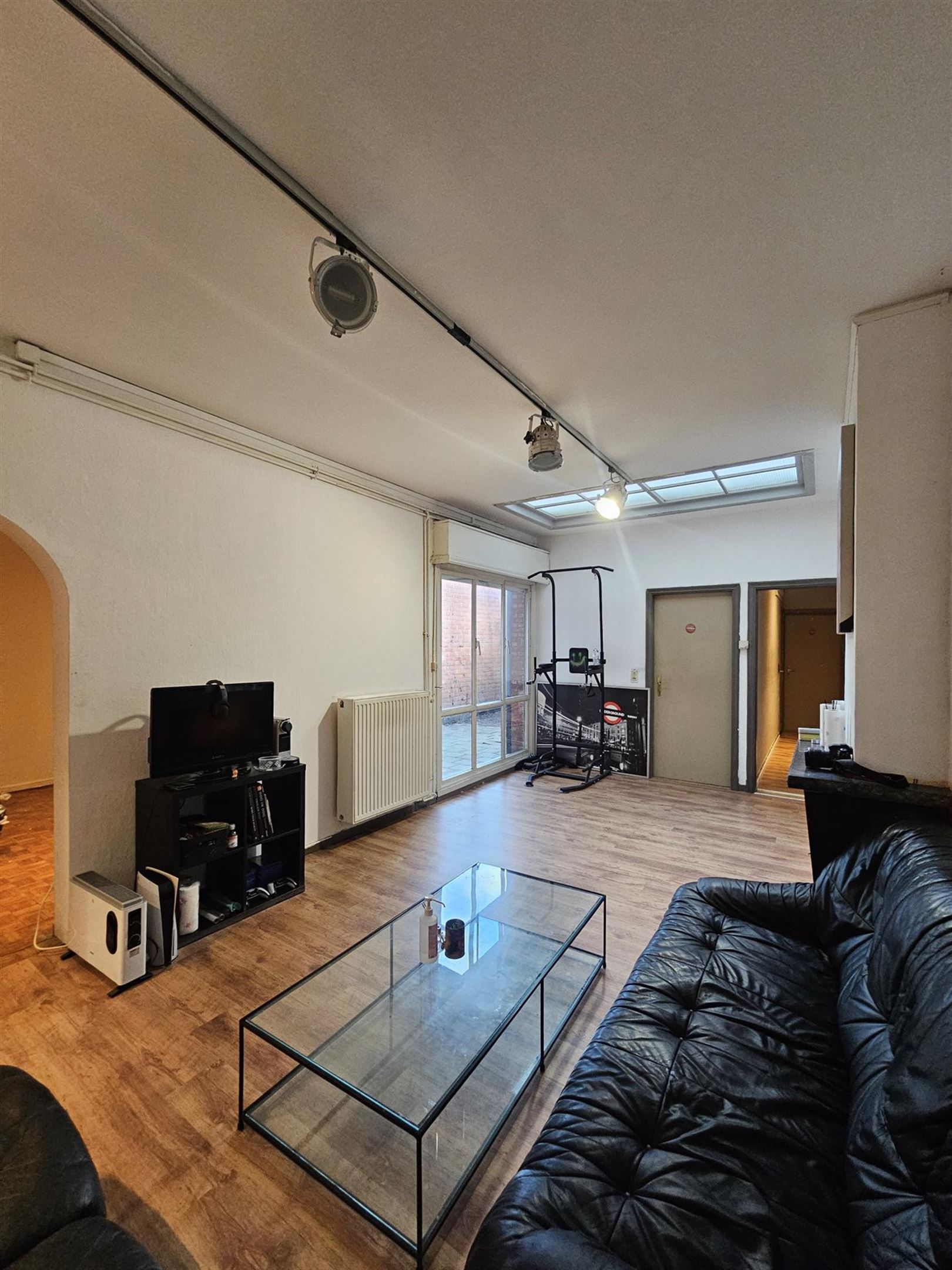 Commercial à louer à Brasschaat avec 1 chambre - photo 5