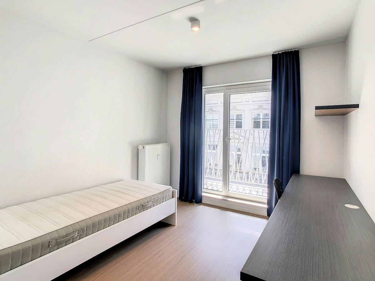 Chambre d'étudiant à vendre au cœur de Bruxelles! - photo 1