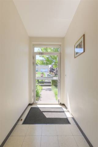 Ontdek dit "semi-casco" appartement gelegen in Edegem dat je volledig naar smaak verder kunt afwerken! Het appartement werd deels al...