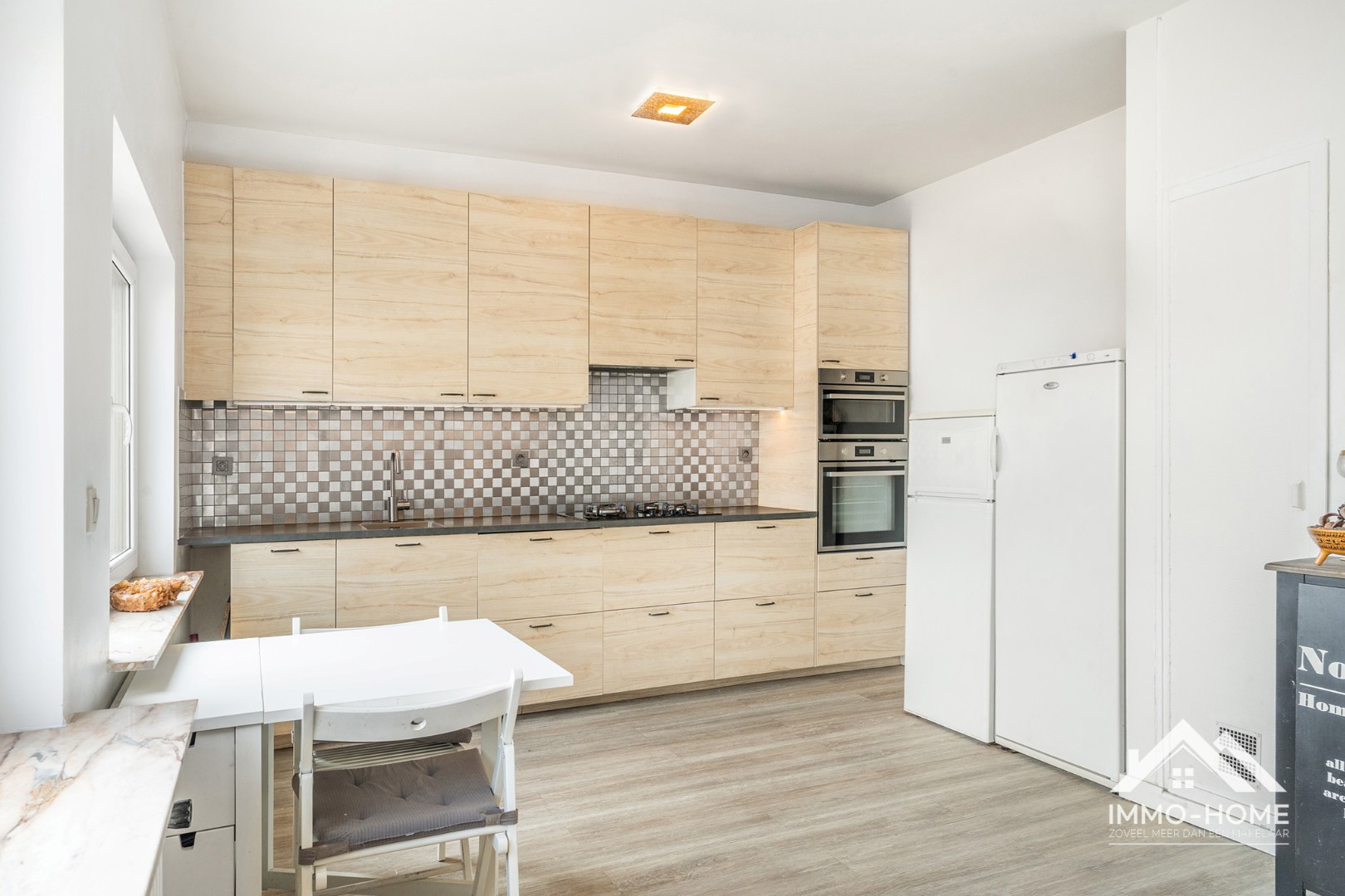 Instapklaar dakappartement met garage op een boogscheut van het centrum Gent! - foto 3