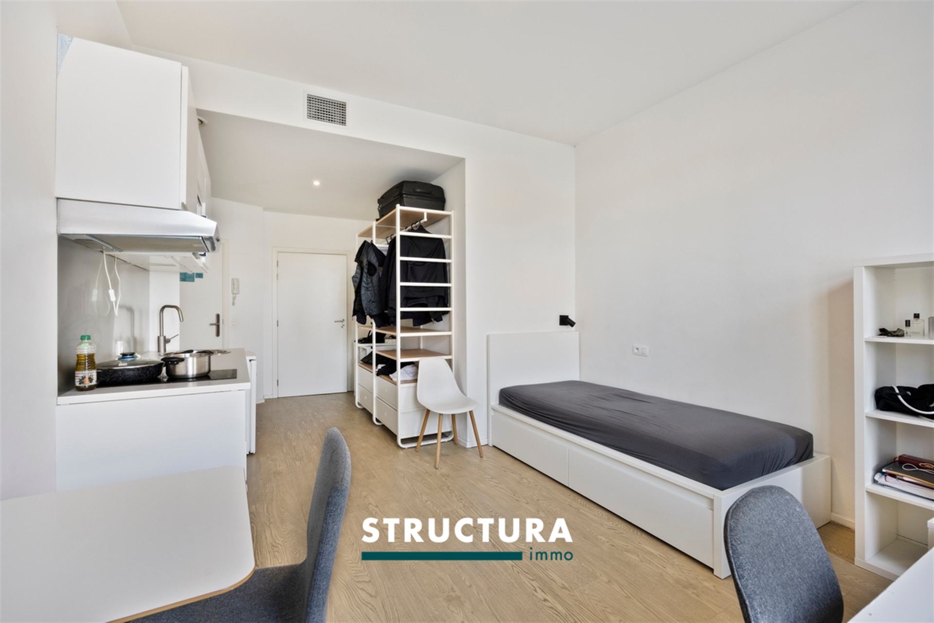 Flat te koop op uitstekende locatie. - foto 3
