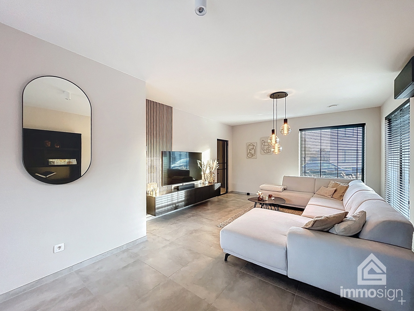 Instapklare, moderne gezinswoning in jonge, rustige buurt te Peer voorzien van tal van troeven - foto 5