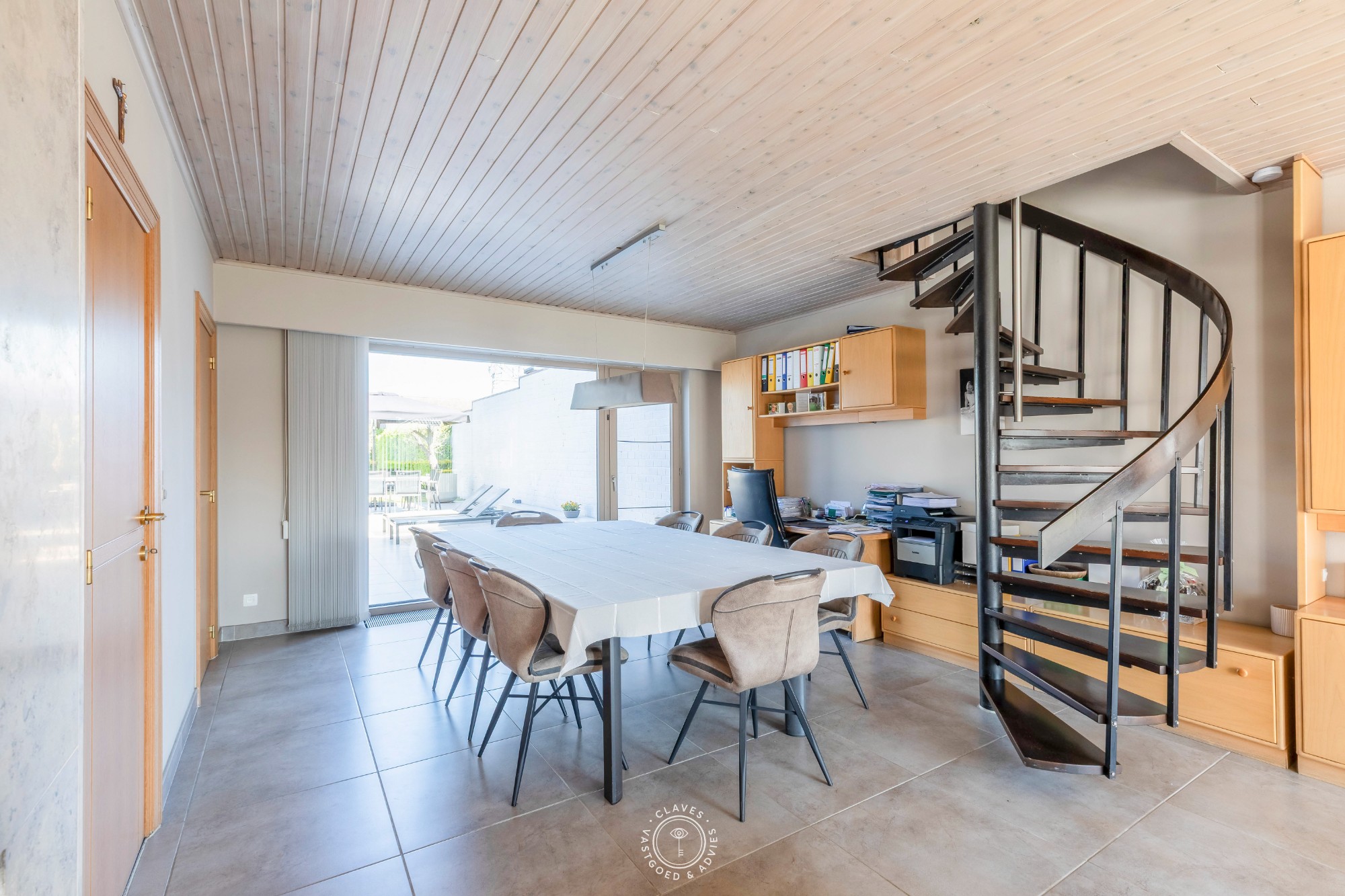 Ruime halfopen bebouwing met weiland op 6029 m² - foto 3