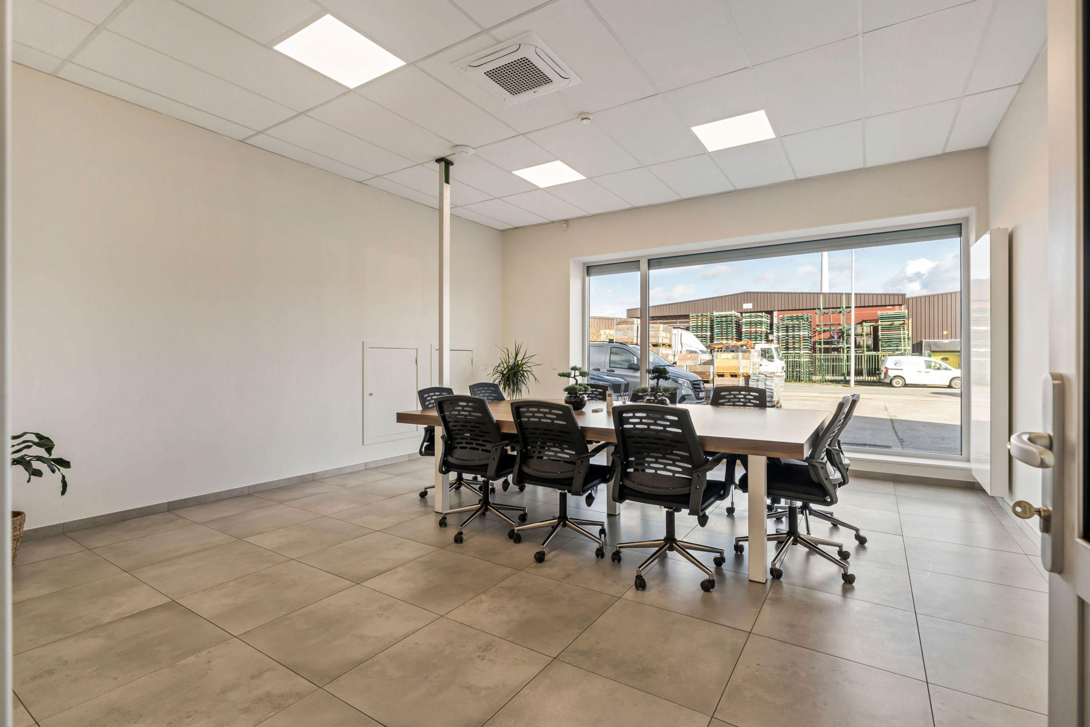 Bedrijfspand te koop in industriezone Hoogveld te Dendermonde - foto 5