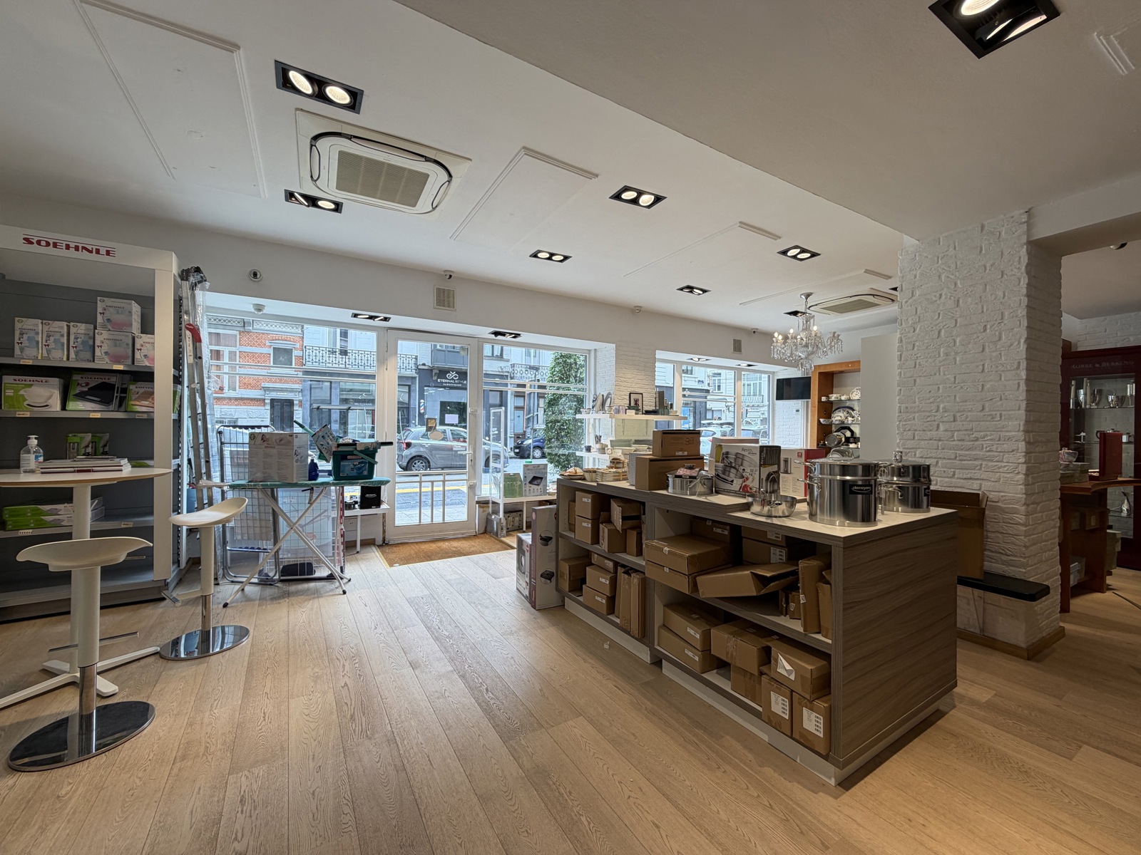Handelsgelijkvloers te huur – Defacqzstraat - foto 5