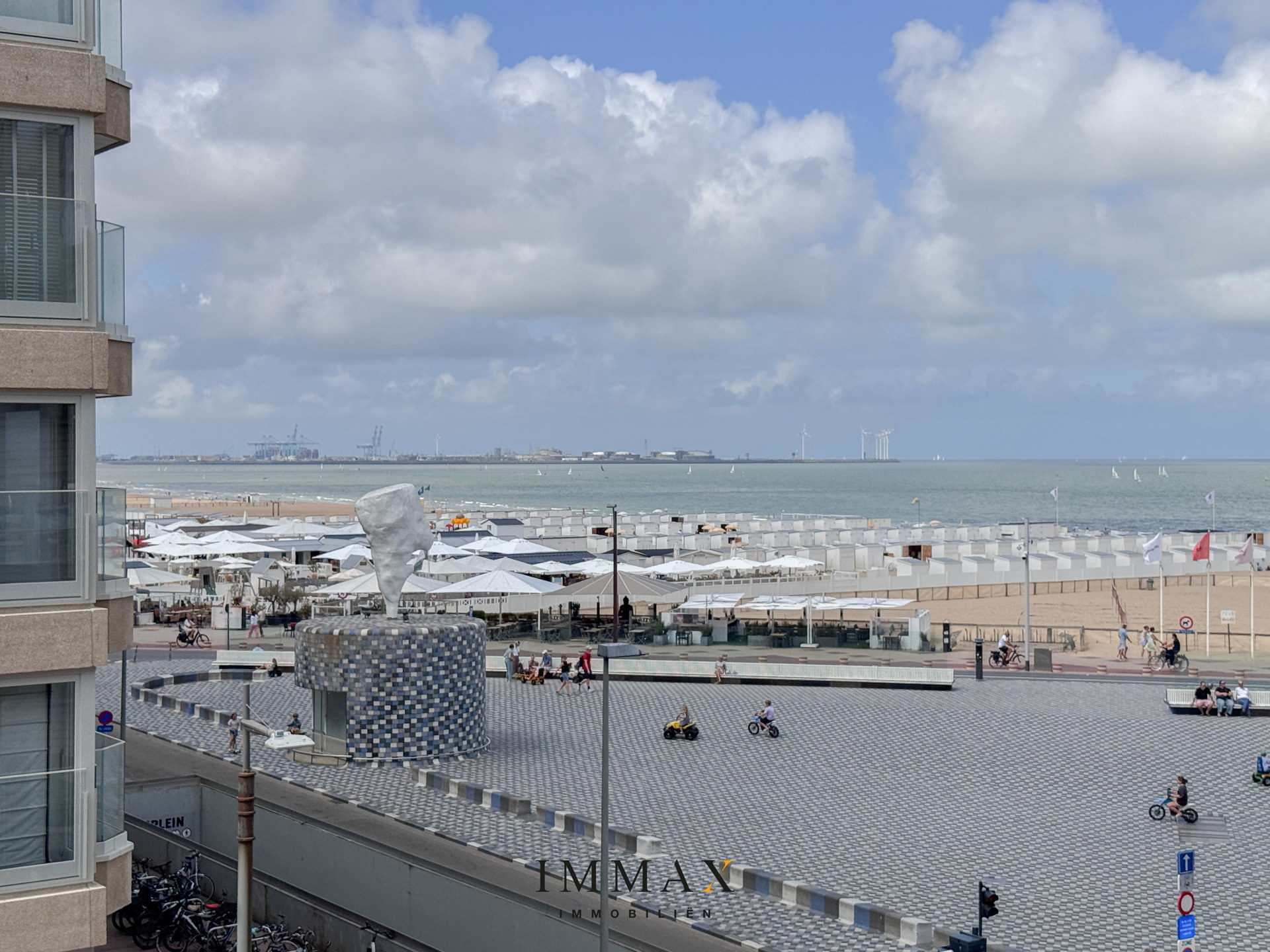 Prachtig 2-SLK appartement aan het Rubensplein met zeezicht - foto 1