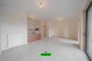 Dit nieuwbouwappartement is gelegen op het gelijkvloerse verdiep van Residentie Patersvat en is voorzien van 2 slaapkamers.Het appartement heeft een...