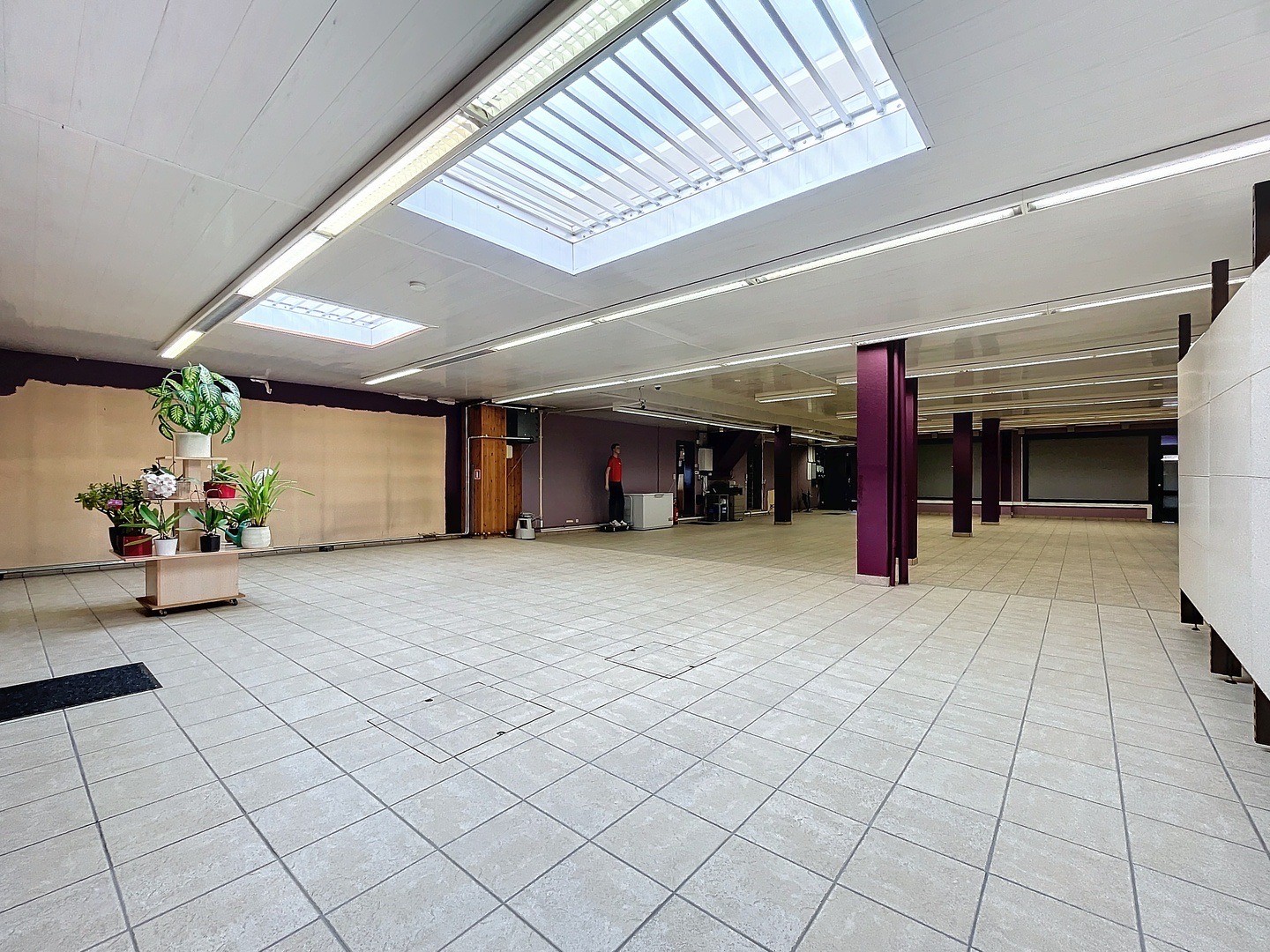 Groots renovatieproject (540m²) met 2 adressen op toplocatie in Kontich-Kazerne! - foto 4