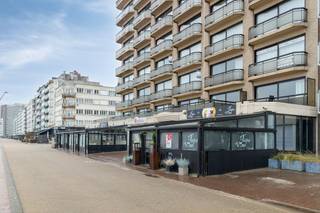 Overname van restaurant Tapavino op de Zeedijk rechtover het zwembad in Oostduinkerke.Troeven van het pand:Toplocatie: Gelegen op een van de...