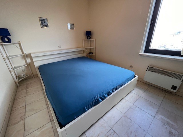 Ruim appartement met lift in residentie Hydro Palace, Oostende,  bouwjaar 1986 - foto 5