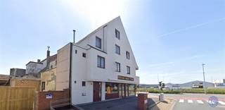 Information maison commercialeSur un emplacement commercial TOP à Bredene, avec une vue imprenable sur le canal, se trouve cette maison commerciale à...