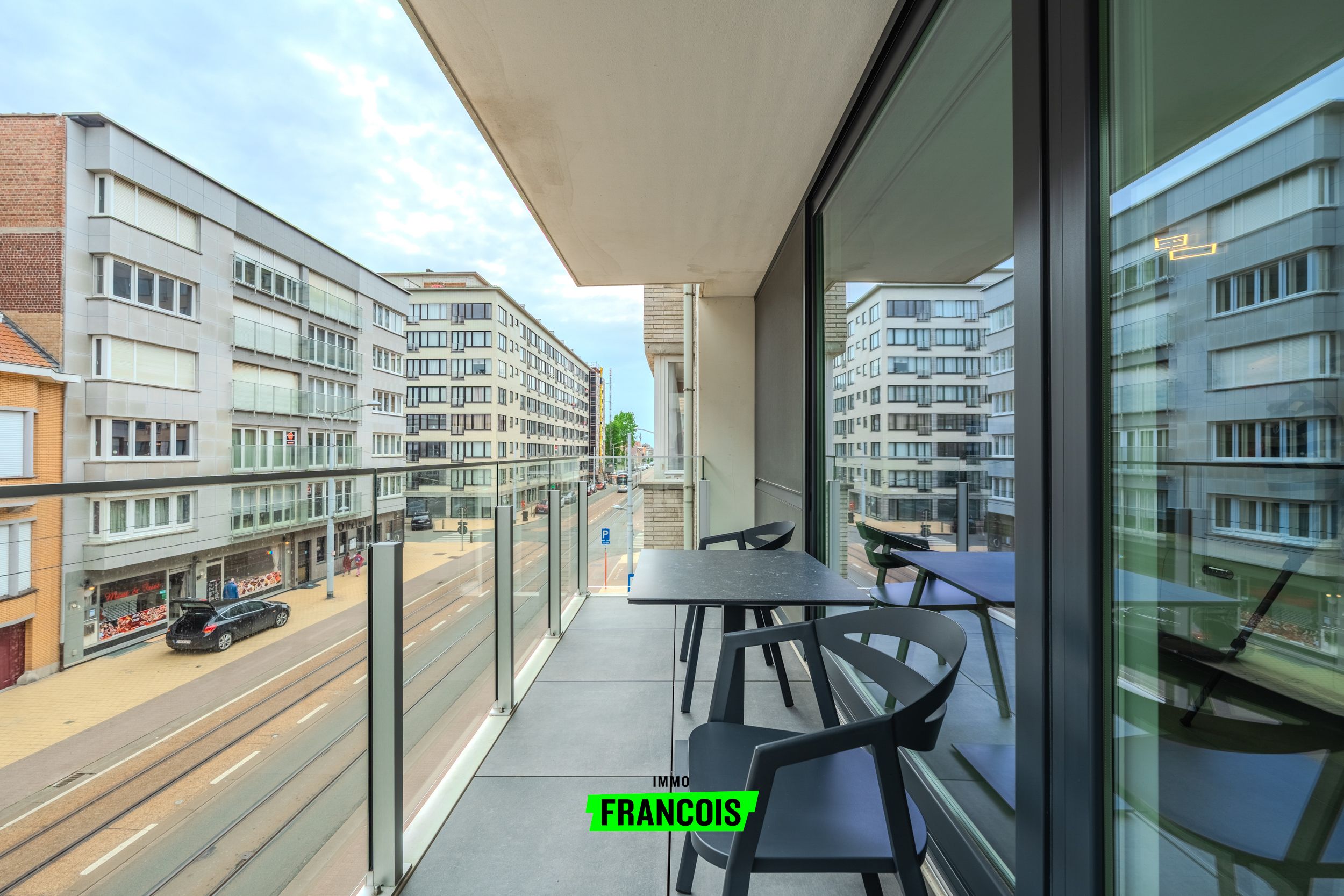 Gemeubeld recent appartement (2019) met 2 slaapkamers en ruim zongericht terras in centrum Middelkerke - foto 5