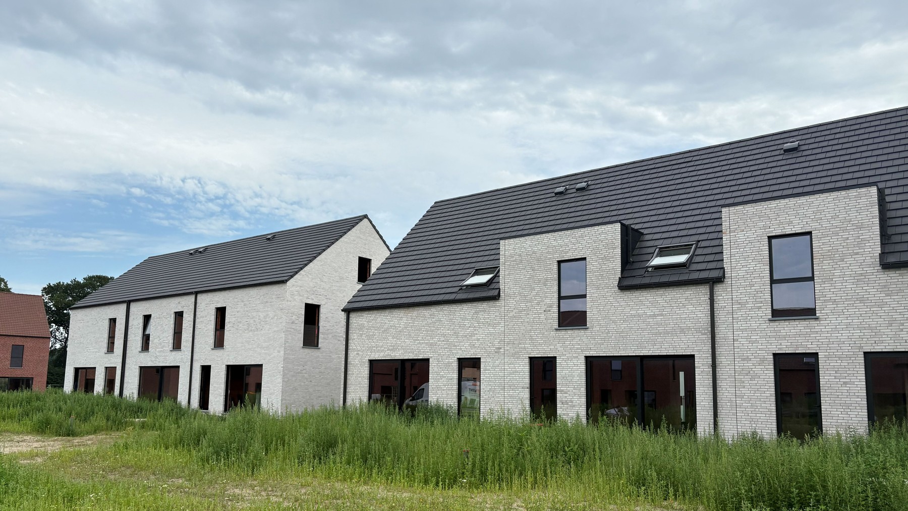Lot 2 - photo 2