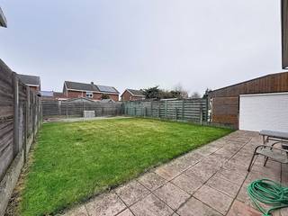 Upon entering the house, you are welcomed into the entrance hall with a separate guest toilet. From the hall, you walk through to the true...