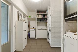 Gezellige bel-etage woning te koop in Hoevenen!In een rustige wijk in Hoevenen is deze bel-etage woning terug te vinden. Deze is centraal gelegen...