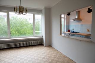 Quares by Trevi vous présente :un appartement charmant et lumineux au 6e étage avec une vue dégagée, entièrement rénové !Situé sur la Belgiëlei, à...