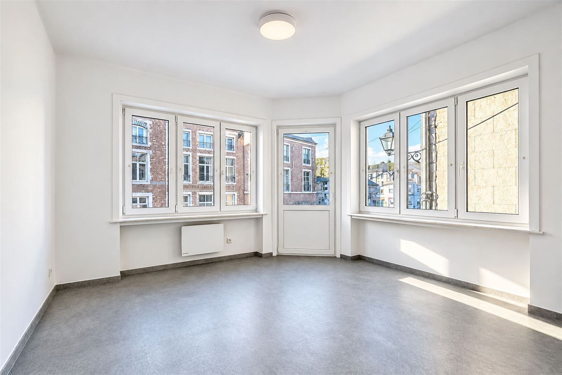 Appartement te koop in Thuin met 1 slaapkamer - foto 5